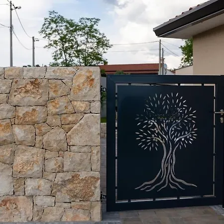 Casa Oliveto By Briskva Villa