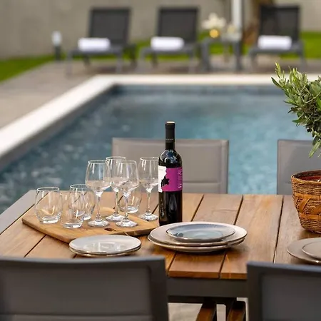 Casa Oliveto By Briskva Villa