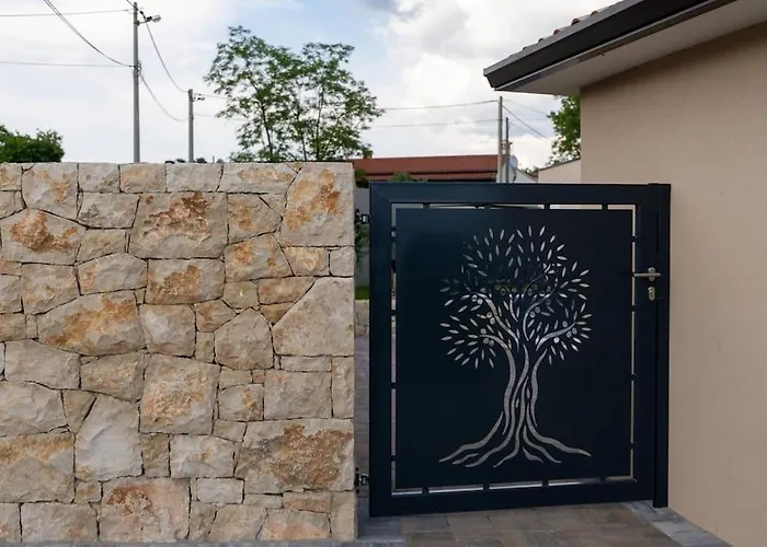 Casa Oliveto By Briskva Villa