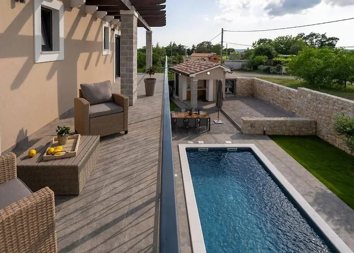 Casa Oliveto By Briskva * Labin (Istria)